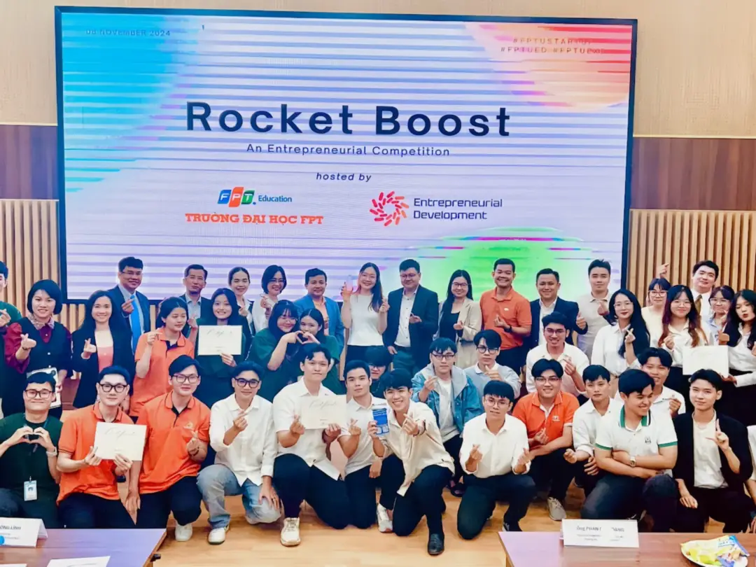 Group photo at the Rocket Boost entrepreneurial competition at FPT University